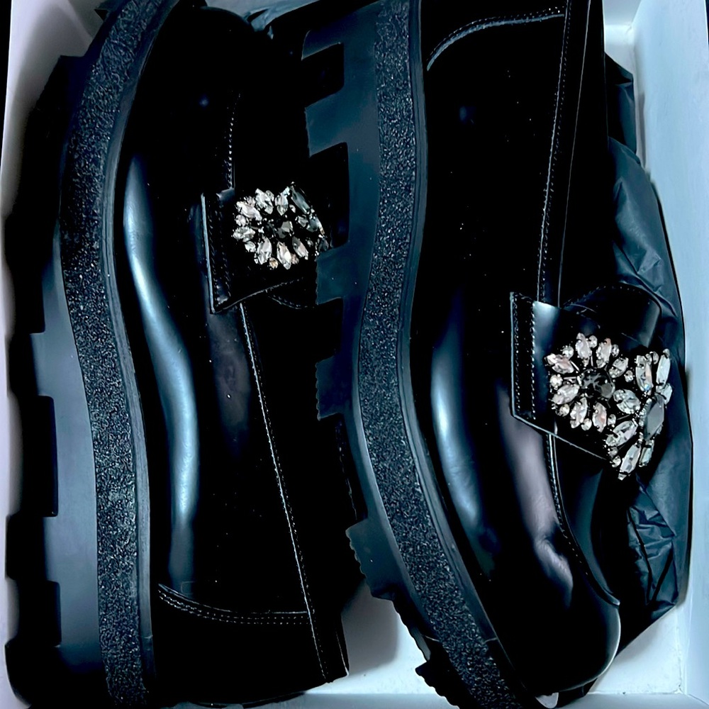 Pavin leather Italian embellished loafer